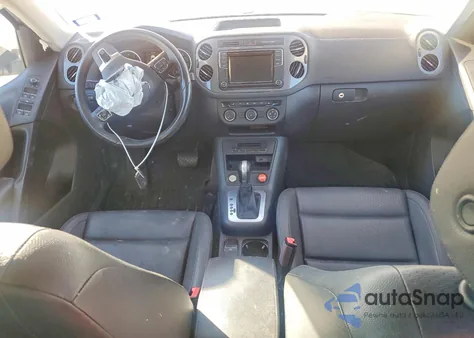 2017 Volkswagen Tiguan Wolfsburg z USA, uszkodzony, nr VIN WVGRV7AX8HK020523